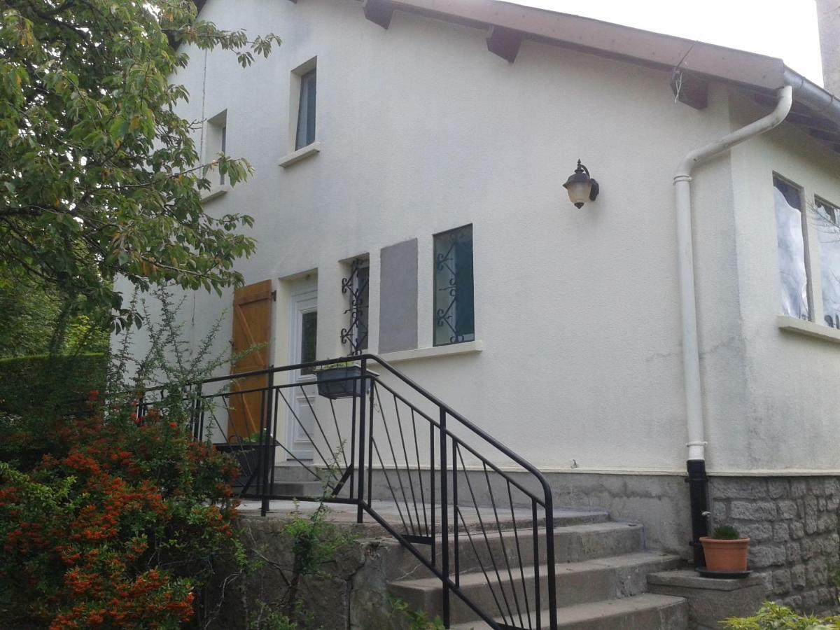 Apartamento Chez Christian Et Isa Haudainville Exterior foto